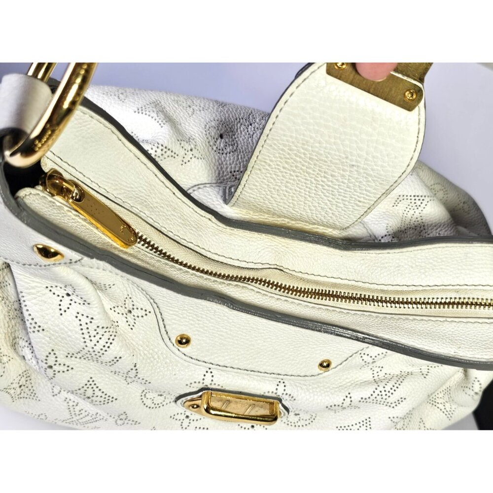 LOUIS VUITTON Mahina Solar PM White Perforated Leather Shoulder Bag Monogram LV - Picture 14 of 16